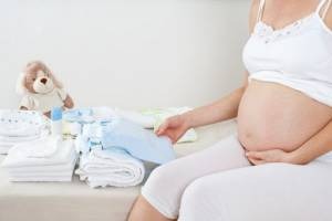 Những vật dụng cần mua sắm và chuẩn bị hành lý đi sinh